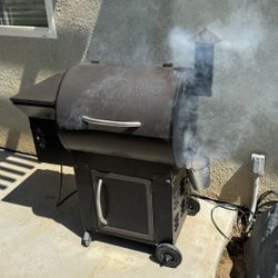 Traeger Century Wood Pellet BBQ Grill Smoker 