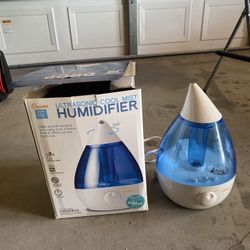 UltraSonic Cool Mist Humidifier. 