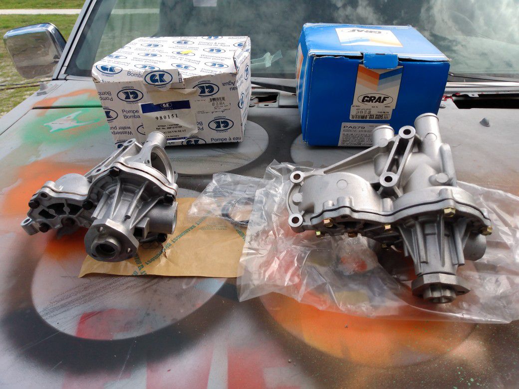 Audi VW water pump car parts.