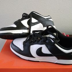 Nike Dunks 