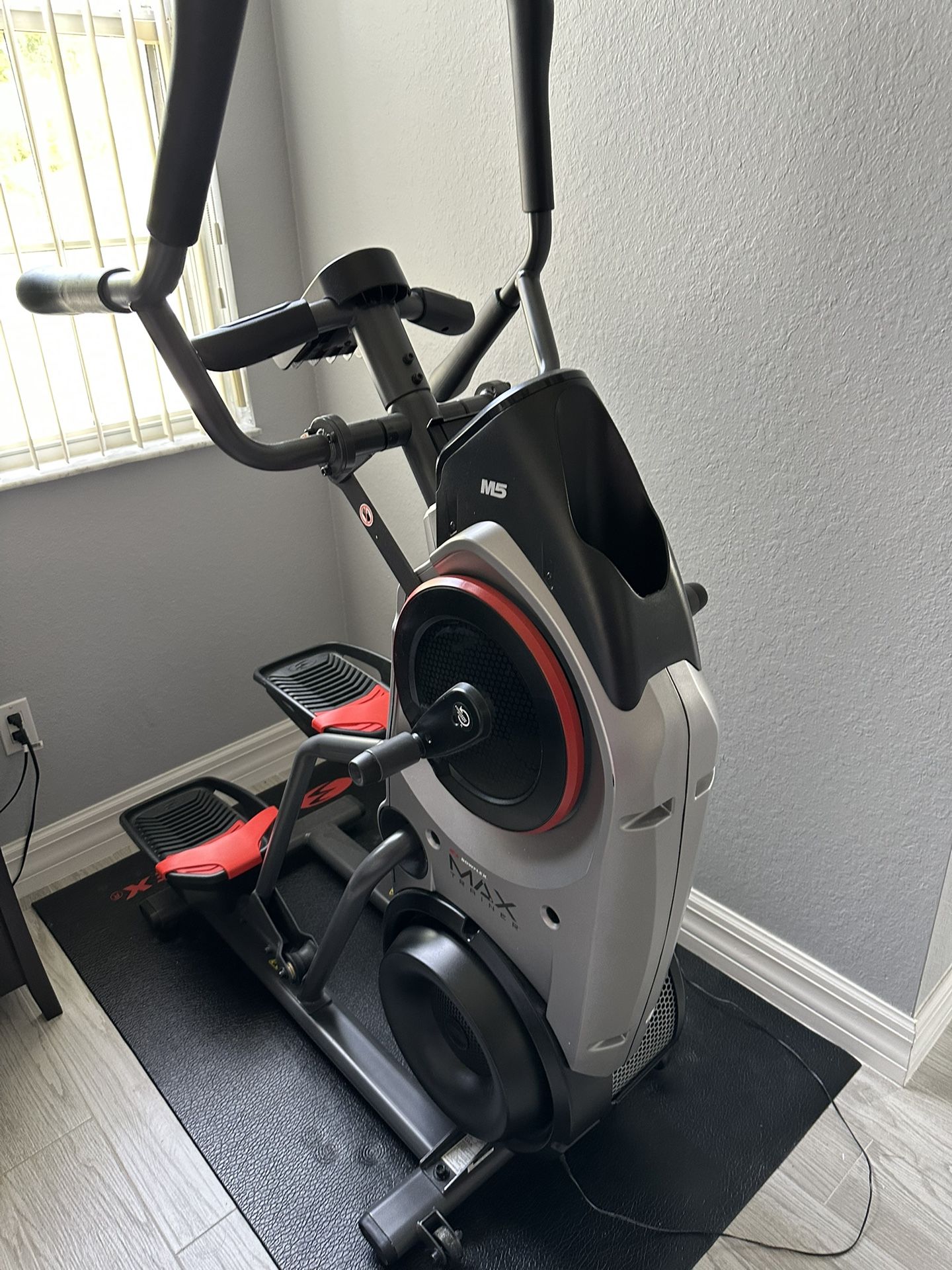 Bowflex Max Trainer M5