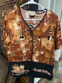 Woman’s Top Size Small
