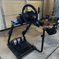 LOGITECH G29 WITH SHIFTER AND HANDBRAKE