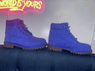 Timberland Boots in bright blue nubuck