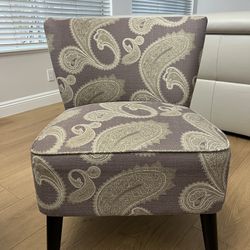 Accent Chair 