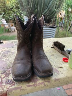 ARIAT WESTERN WORK BOOTS