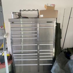 Hammerhead Stainless Tool Box With Tools