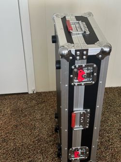 Gator case