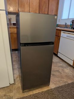 Vissani 4.5 cubic foot two-door refrigerator with freezer