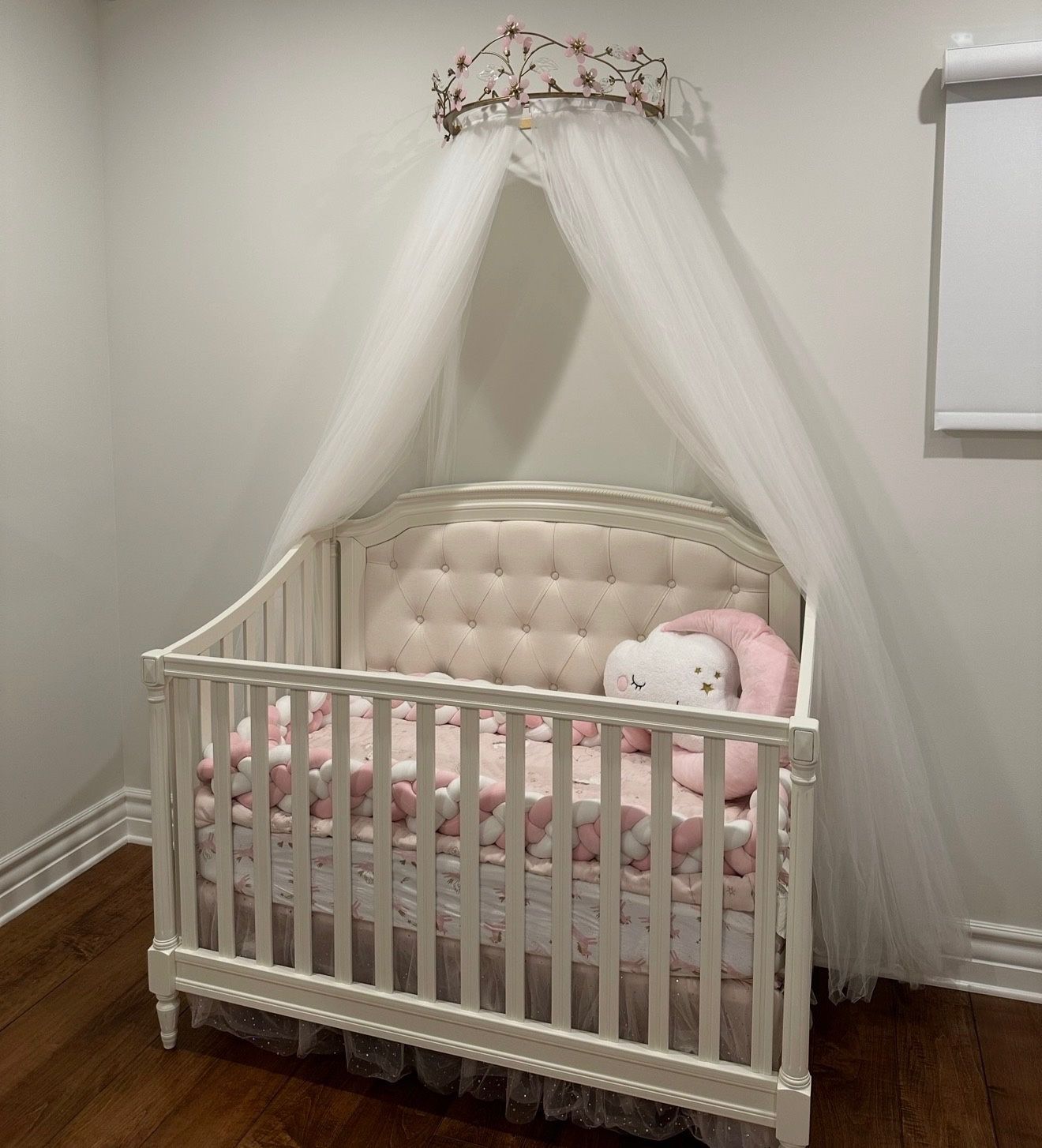 Baby Crib With Mattress 