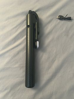 67 Inch Selfie Stick With Reinforced Tripod-Fill Light