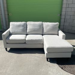 *Free Delivery* Gray Sectional Couch Sofa w/ Reversible Chaise