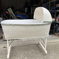 Bassinet 
