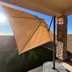 Outdoor umbrella