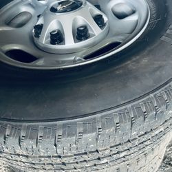 Set of 4 tires and rims for Chevrolet Silverado 2500HD-3500HD