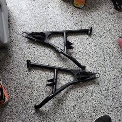 Upper A-arms Off 2020 Polaris RZR Xp1000