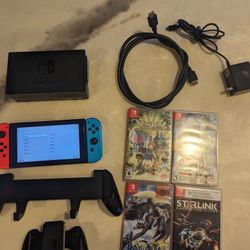 Original Switch With 4 Games And Original Box 