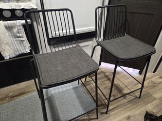 Short back bar chair