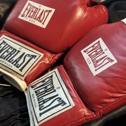 Vintage Everlast 12oz USA Boxing Approved 