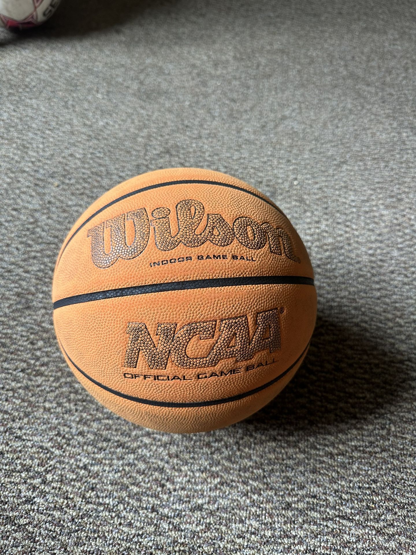 Wilson- Evo Official College Basketball