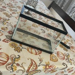 Fish/ Turtle Tank 
