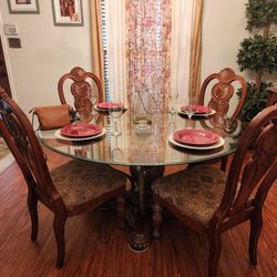 Dining Table And Buffet 
