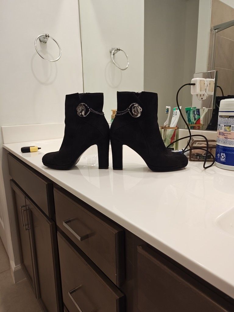 Impo Ankle Boots Memory Foam Size 10