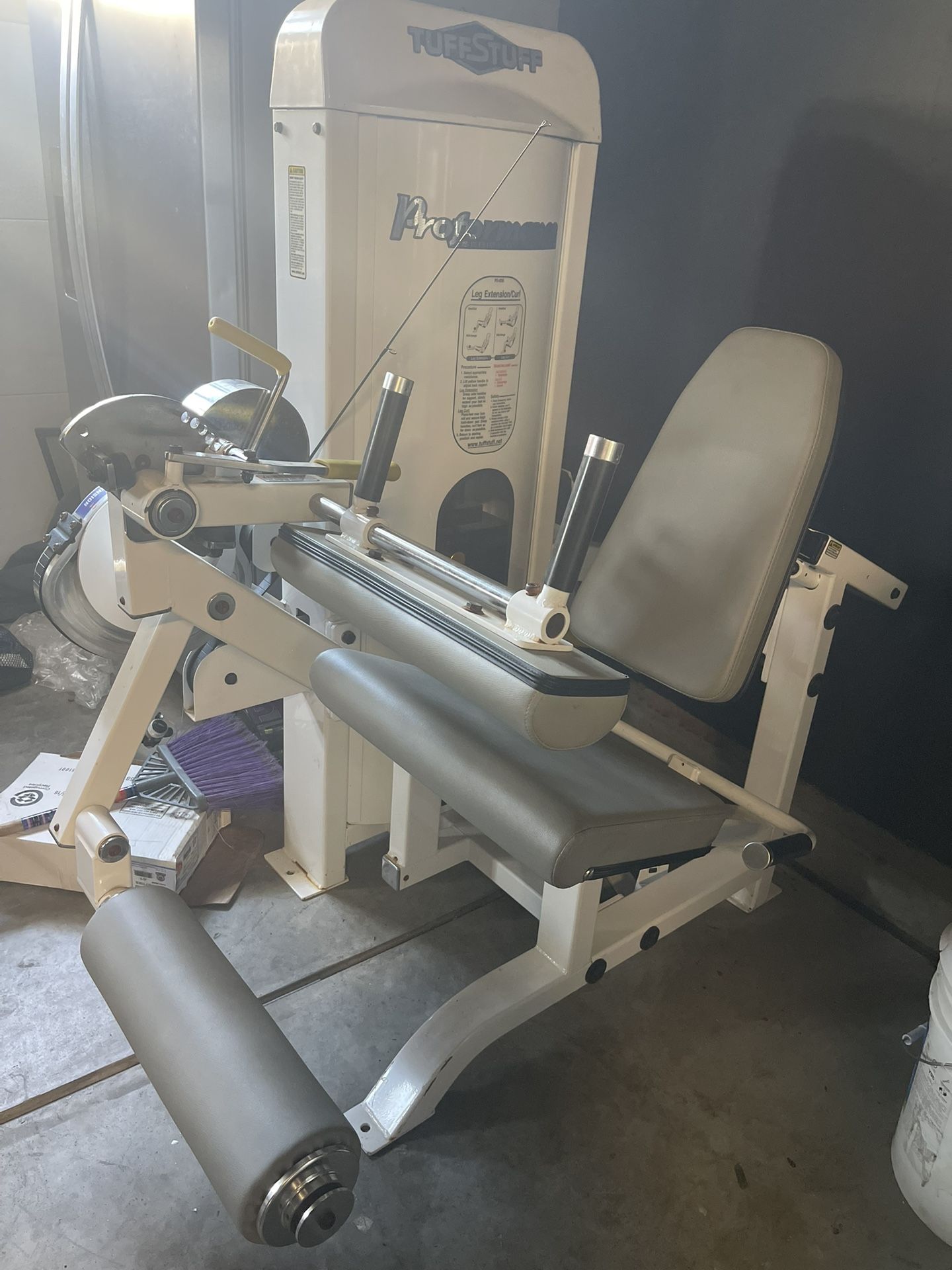 Gym Equipment Leg Extension