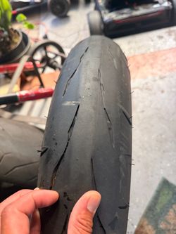 Never used/mounted motorcycle tire 120/70/17