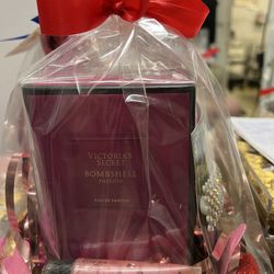 Victoria Secret Perfume With Victoria Secret Lipgloss