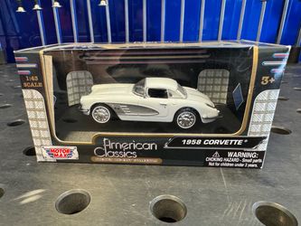 MotorMax 1958 Chevrolet Corvette – 1:43 Die-Cast Model