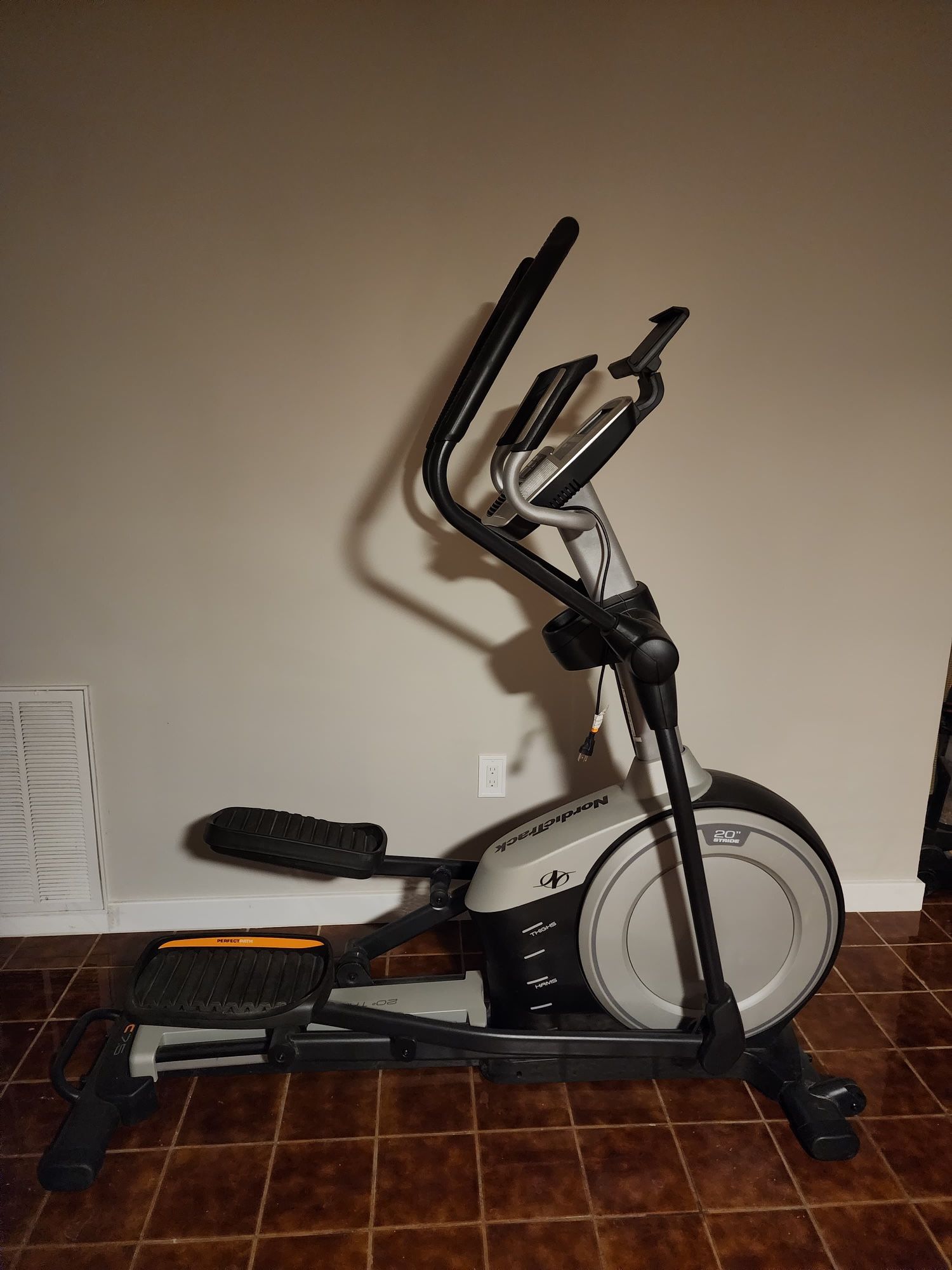 Nordic Track Elliptical 