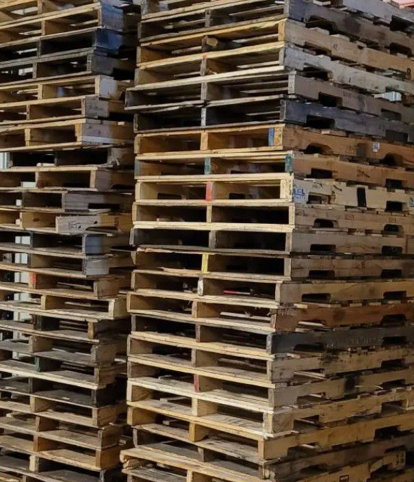 40" x  48" Shipping Pallets 