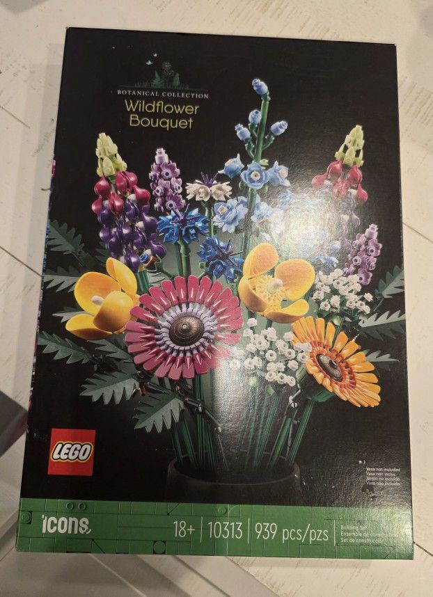 LEGO Icons Wildflower Bouquet 10313 – Sealed/Unused (939 pcs)