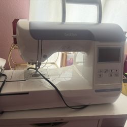 Embroidery Machine Pe800