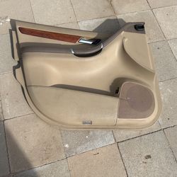 06-10 Mercedes W251 R350 R500 Front Left Driver Side Door Panel Tan Color