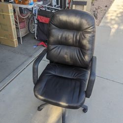 Black Office Chair 