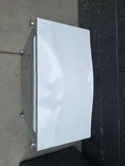 Pedestal LG