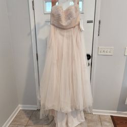 Brand New/Never Worn Bridal Dress, Size 14 Thumbnail