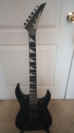 Jackson Flat Black 24 Fret With Standard Tremolo 2019