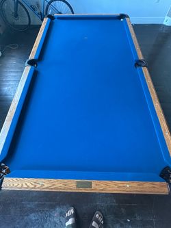 Olhausen 8foot skate pool table