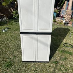 Storage Container  25x18x60