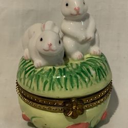 Vintage Porcelain Two Bunny Roses Trinket Box Limoges-Style Easter Spring Decor