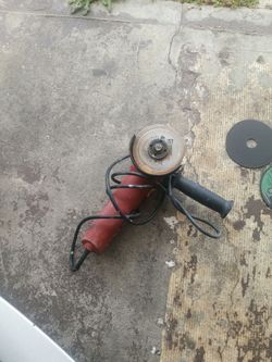 Angle grinder