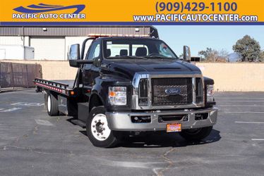2023 Ford F-650 Gas