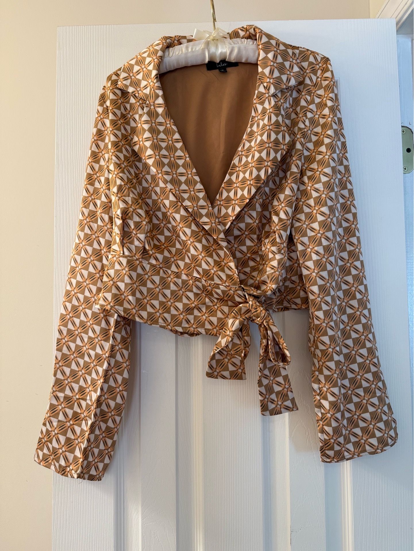 Wrap blouse in geomagnetic fabric, Medium