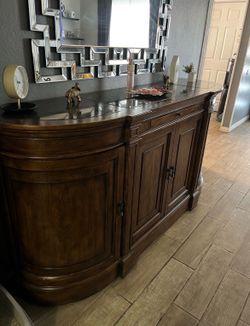 Designer Buffet