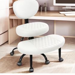 ❤️‍🔥 Ergonomic office chair with crossed legs and wheels - Adjustable height