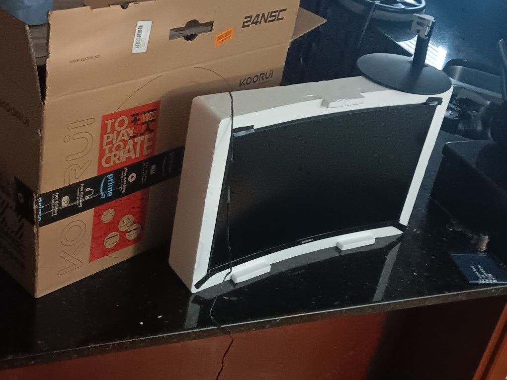 Koorui Black Screen Monitor 24"