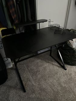 Black Gaming Desk
